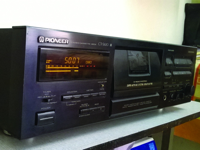pioneer cassette deck